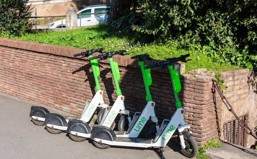 Monopattini Lime a Roma