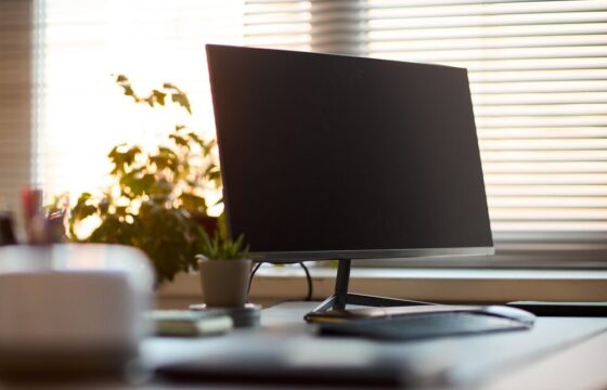 Dock USB-C Wavlink con tre monitor