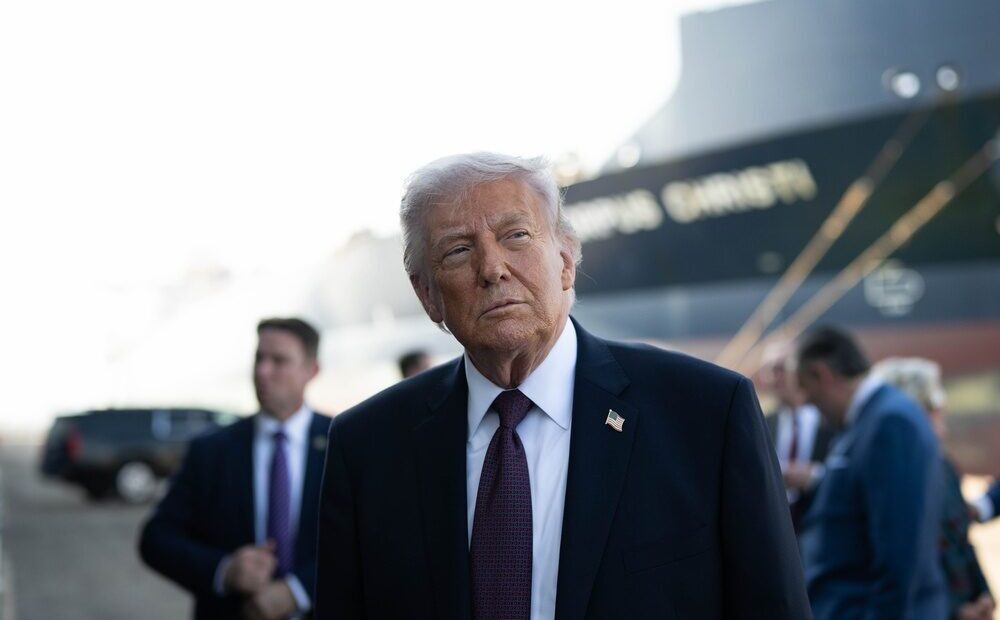 Trump annuncia la rinominazione dell'intelligenza artificiale