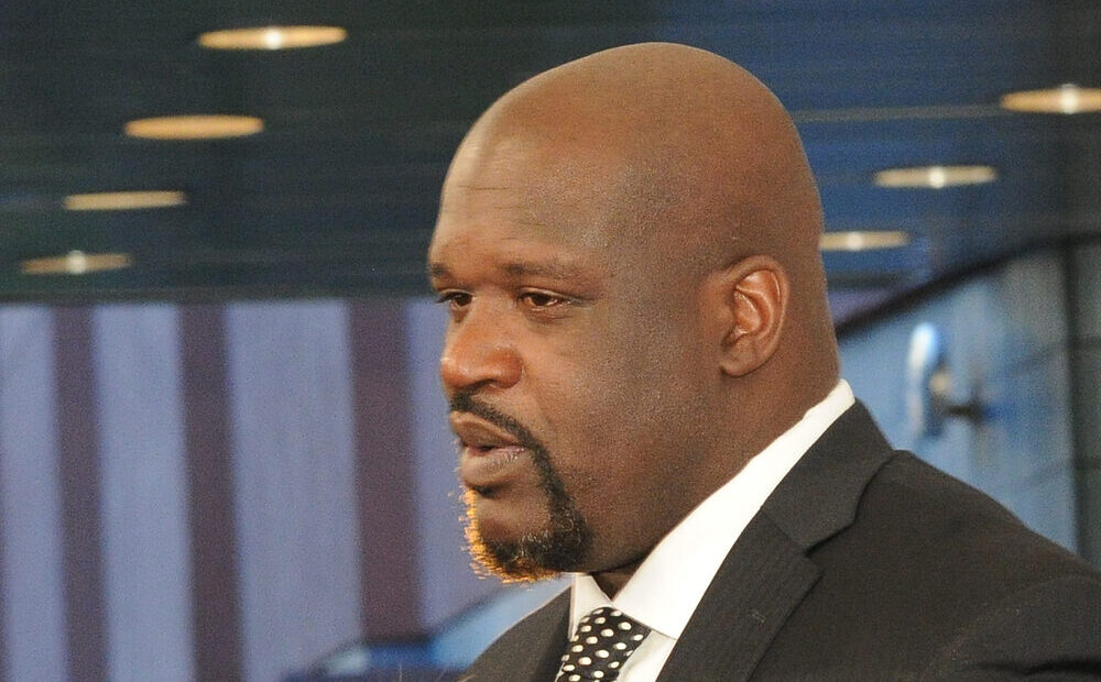 Shaquille O'Neal in una campagna per la sicurezza digitale con NordVPN