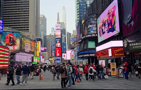 Il sindaco di New York, Zohran Mamdani, durante un intervento sull'intelligenza artificiale.