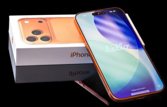 iPhone Duo smartphone pieghevole di Apple